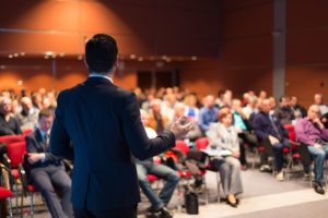 Advantages Of Hiring Wired Microphones For Your Event
