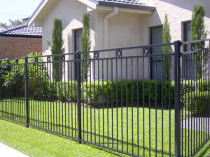 What to Avoid While Hiring a Fence Contractor