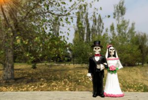 Beautiful Halloween Wedding Ideas